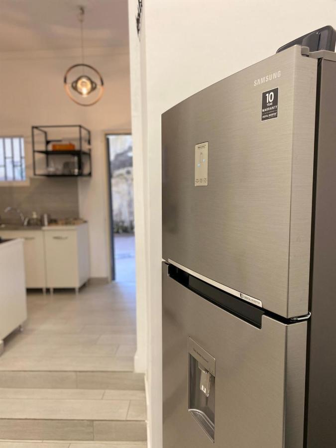 Centro Storico Loft Incantevole Con Giardino Apartment Napoli Bagian luar foto